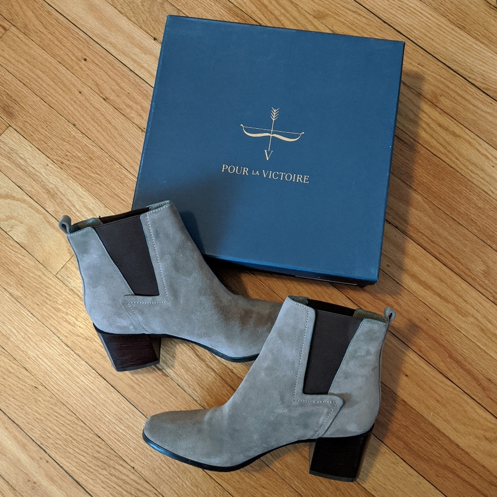 Pour la Victoire Fara ankle boot, size 10